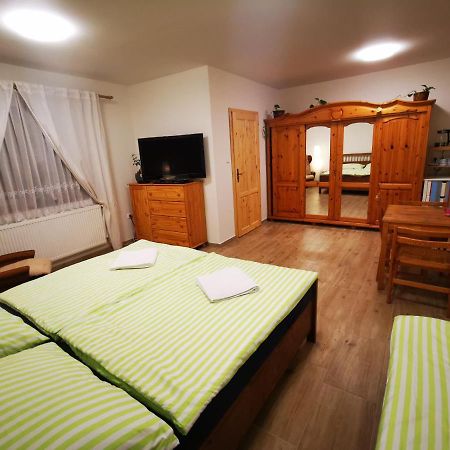 Apartament Apartman Na Namesti 55 Drnholec Zewnętrze zdjęcie